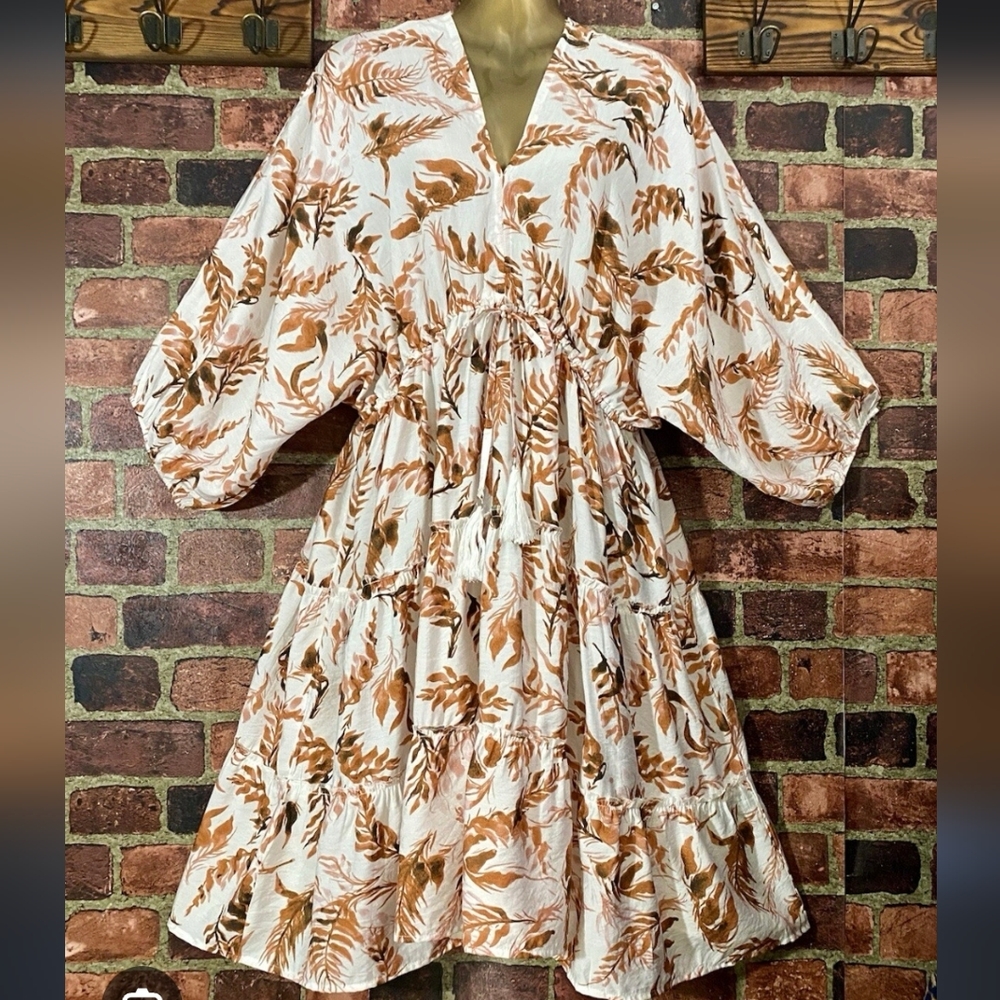 Flowy floral Dress